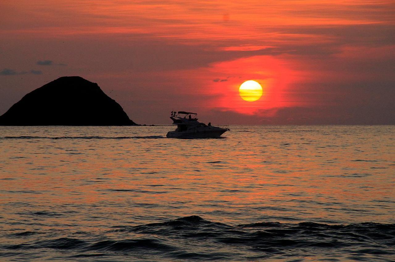 Отель Fontan Ixtapa Икстапа Экстерьер фото